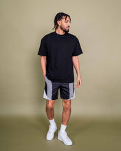 Load image into Gallery viewer, Eptm - 3M curve shorts black
