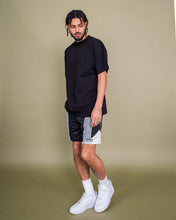 Load image into Gallery viewer, Eptm - 3M curve shorts black

