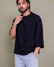 Load image into Gallery viewer, Eptm - Quarter sleeve tshirt black
