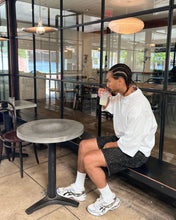 Load image into Gallery viewer, Eptm - Crystal denim shorts black
