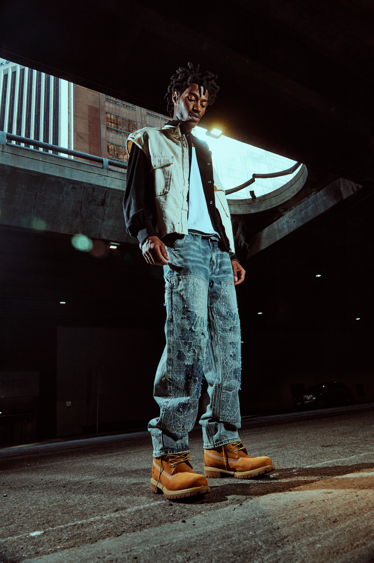 Embellish ; Carweb Straight Carpenter Denim (Acid Wash)