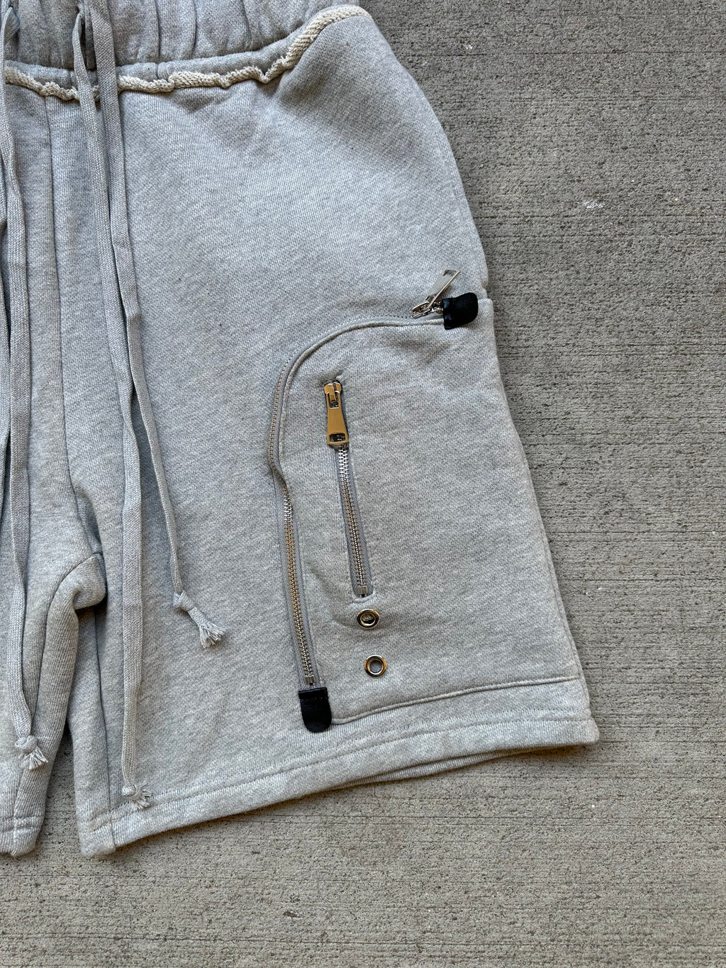 Demik - Grey zip plus shorts