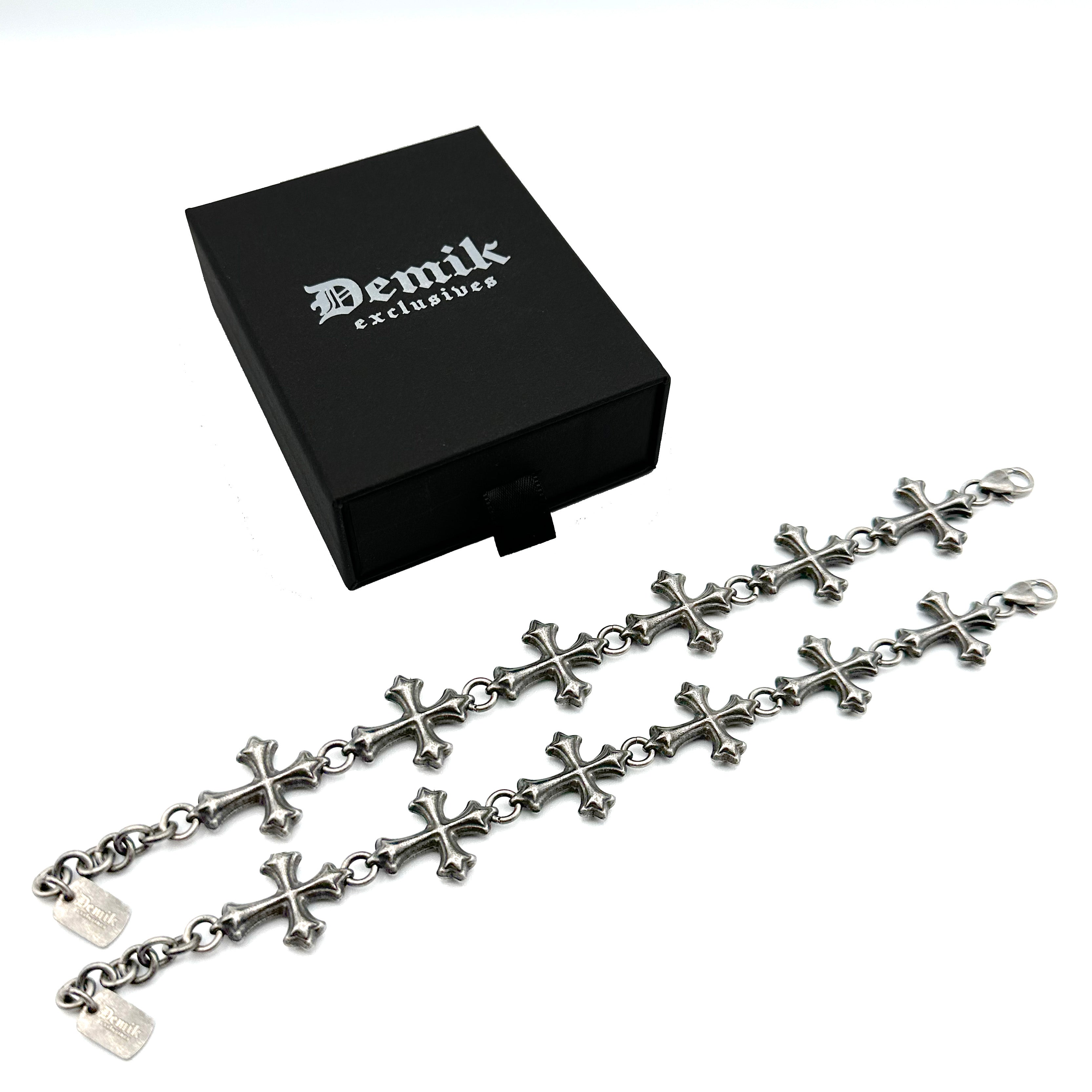 Demik - Cross link bracelet