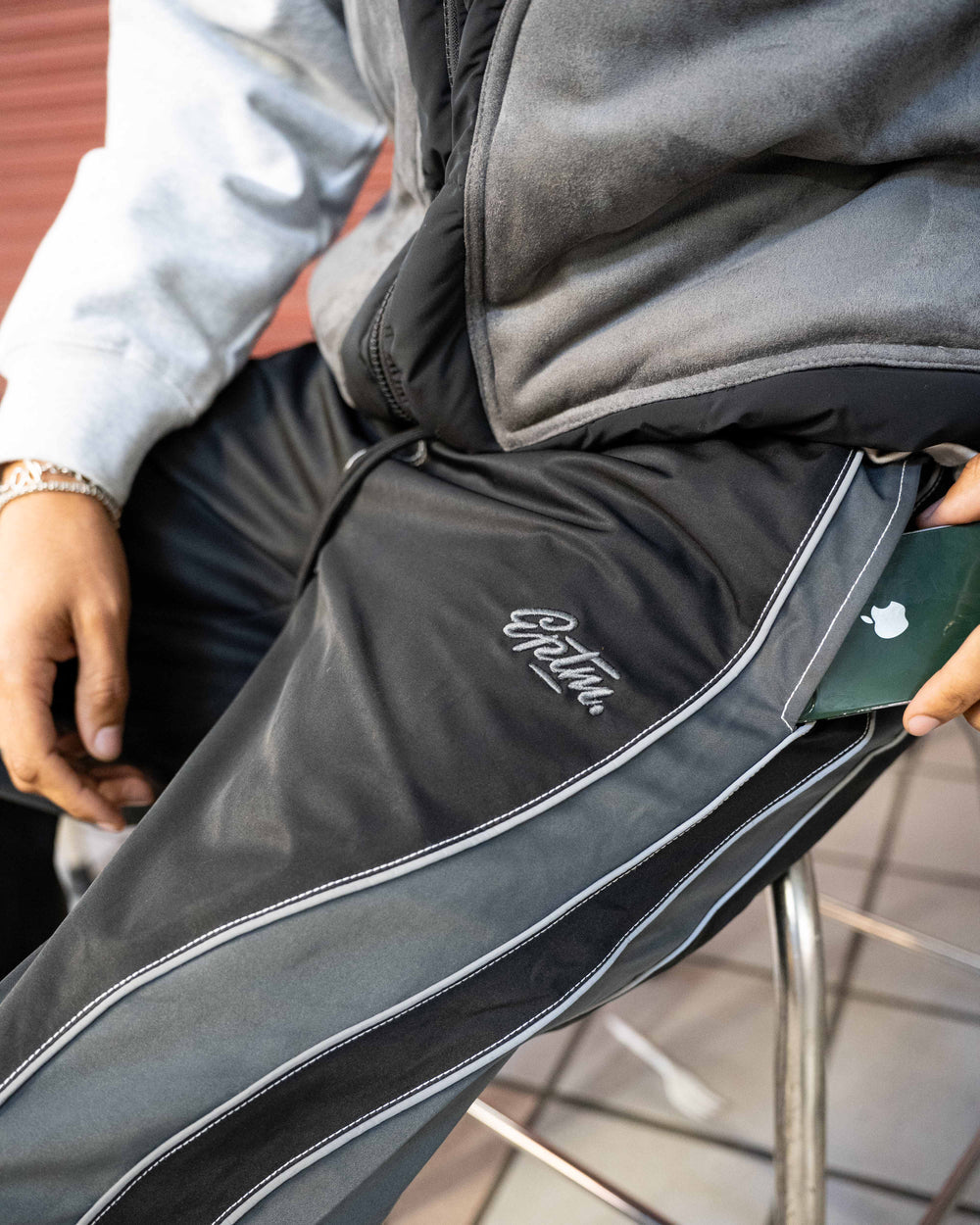 Eptm - Montaña pants black