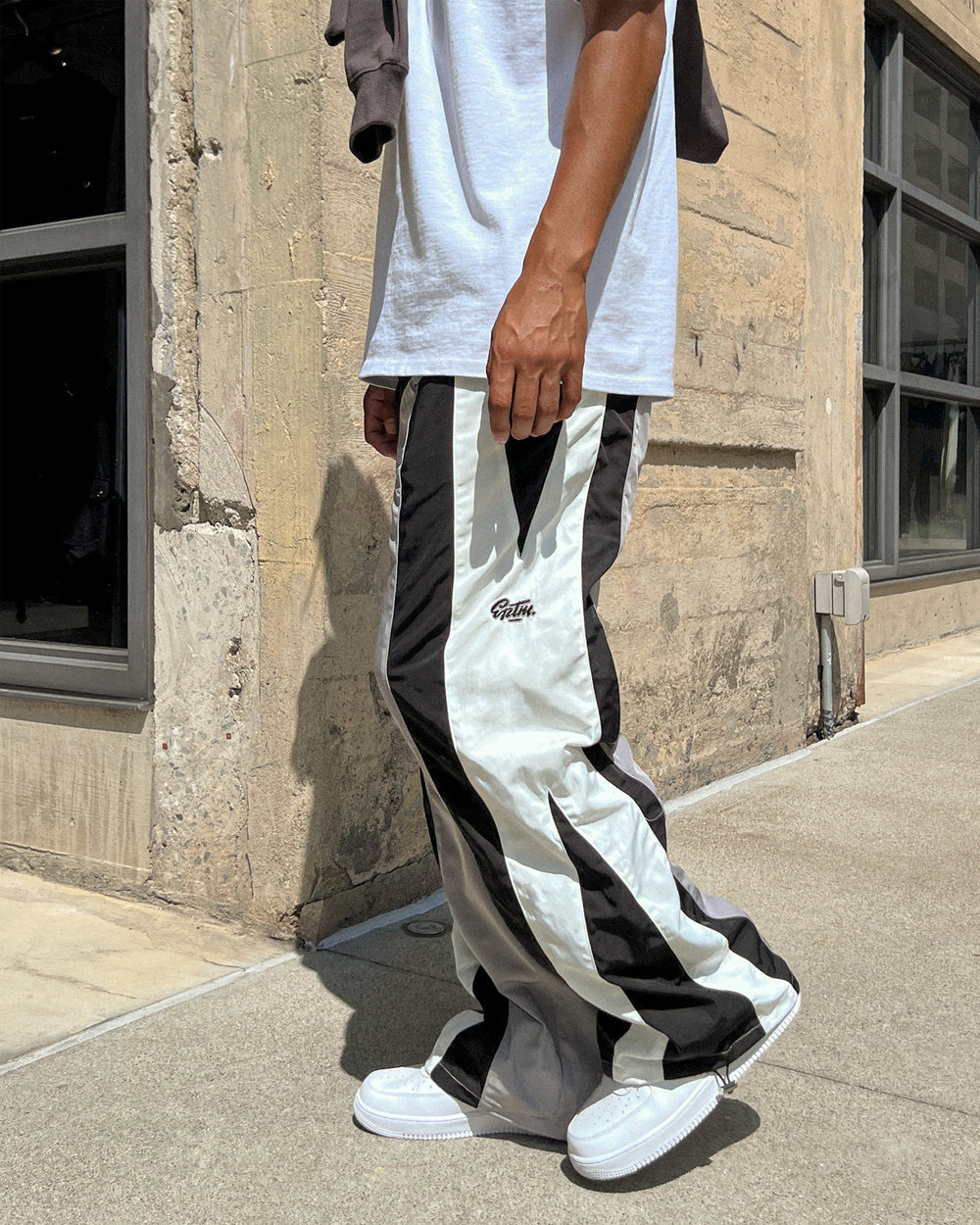 Eptm - Paradox Pants- black