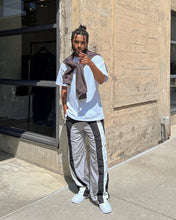 Load image into Gallery viewer, Eptm - Paradox Pants- black
