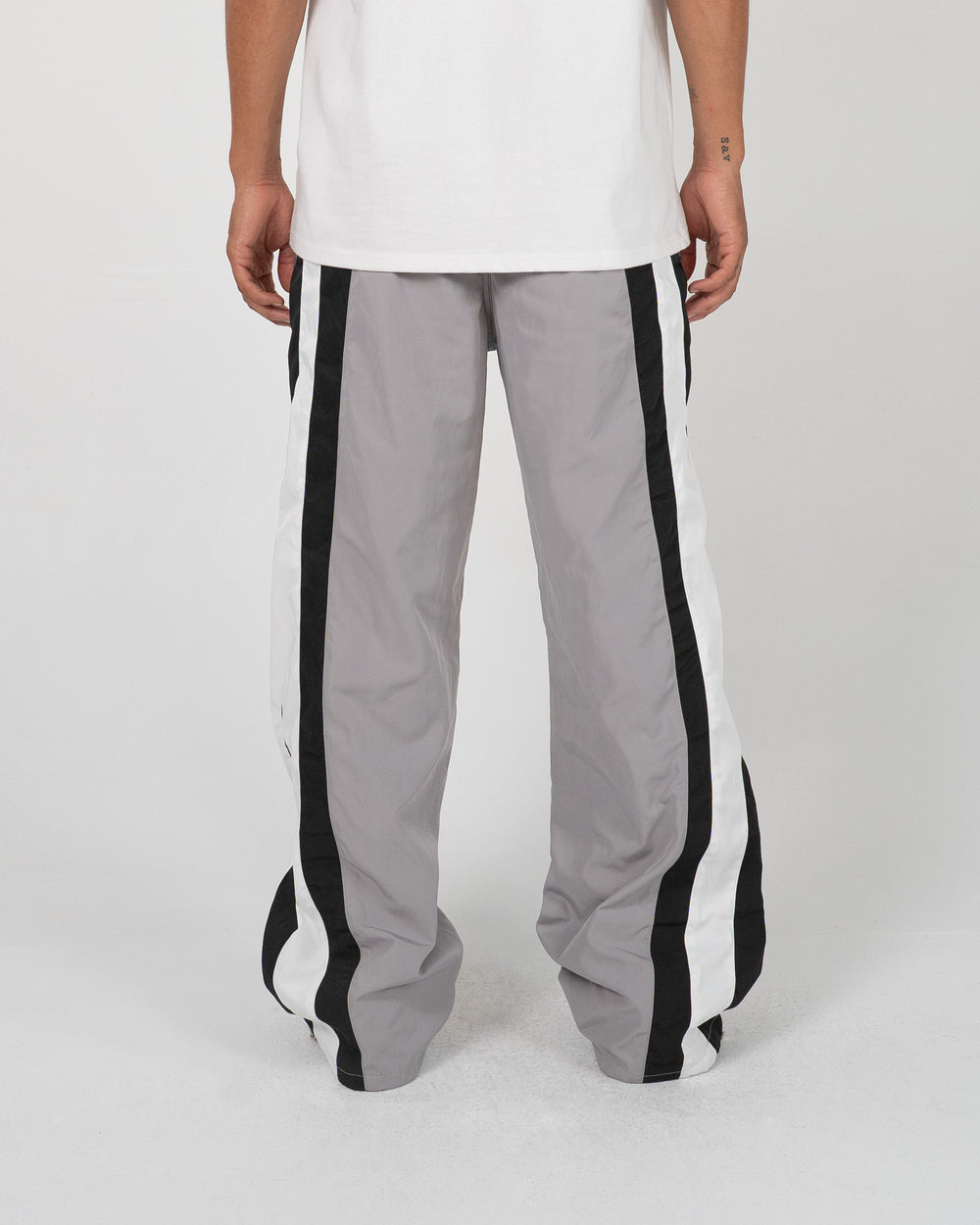 Eptm - Paradox Pants- black