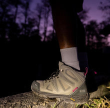 Load image into Gallery viewer, Felt - Marauder gore-tex Boots
