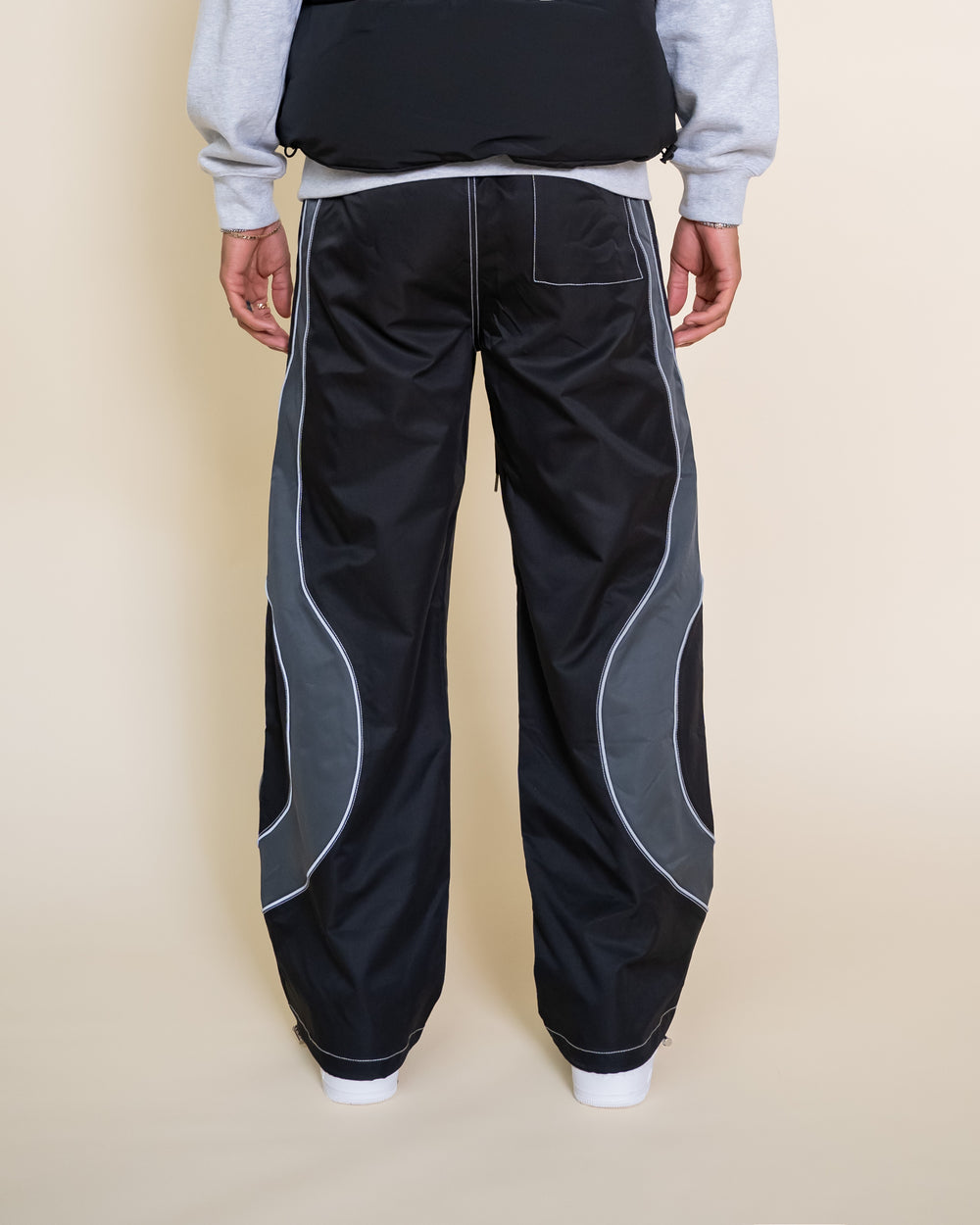 Eptm - Montaña pants black