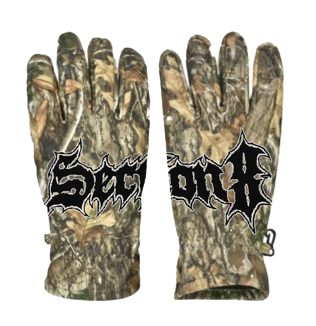 Section 8 - Real tree gloves
