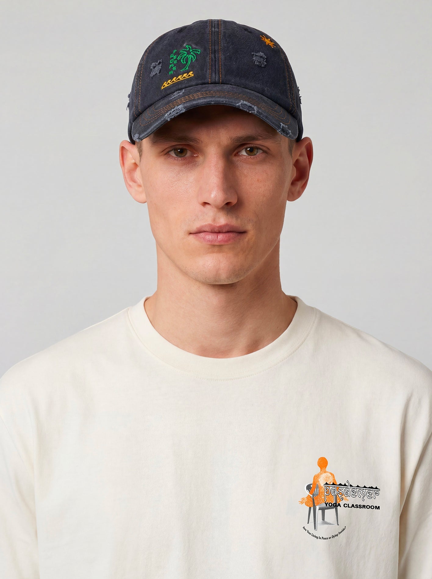 Pas De Mer - Post Card denim blue hat