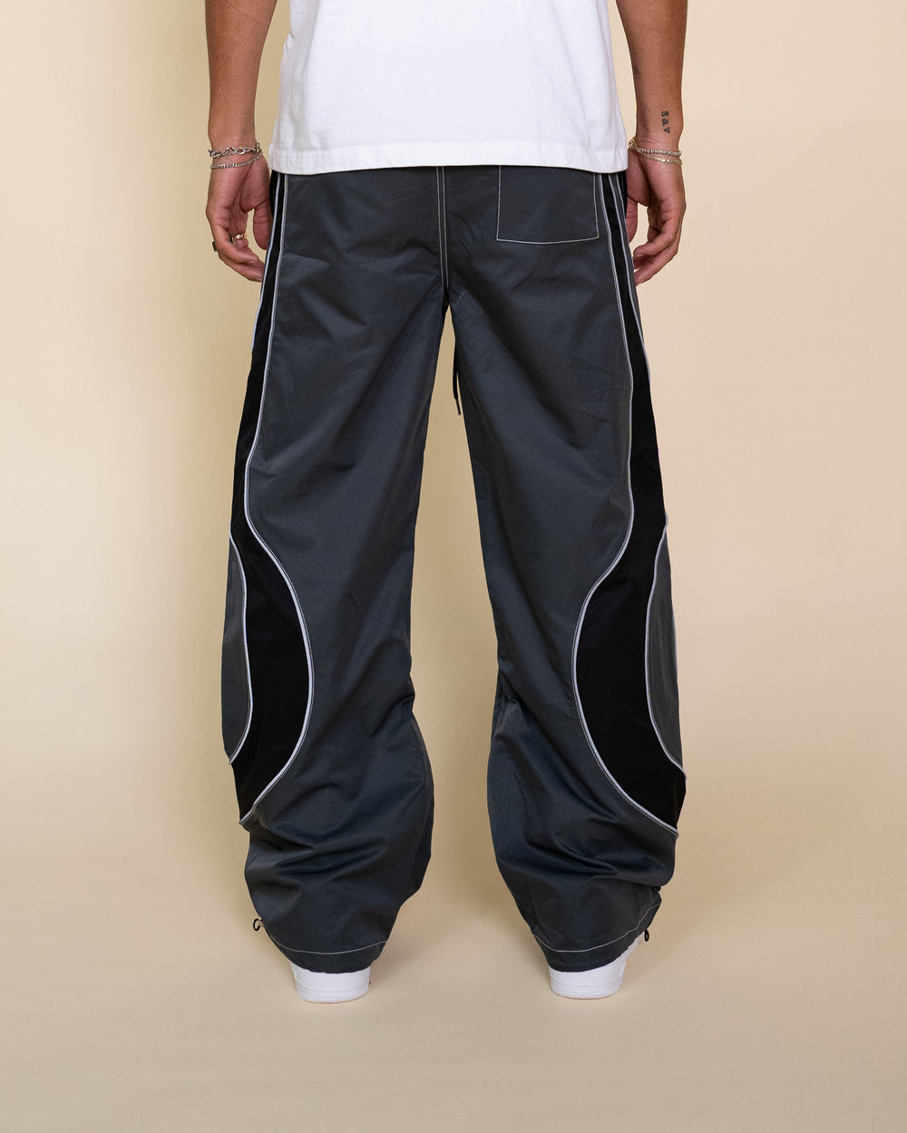 Eptm - Montaña pants Grey