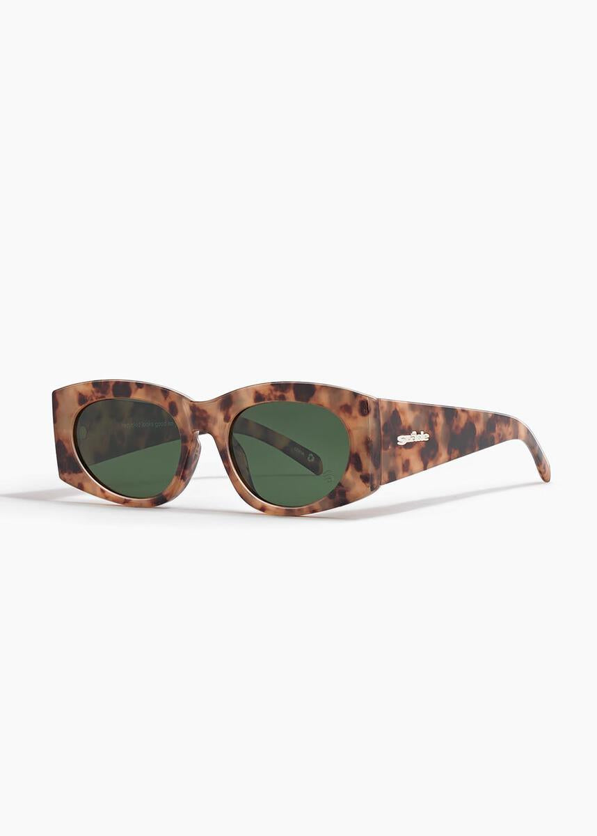 Szade ; Cave coquina / moss polarised