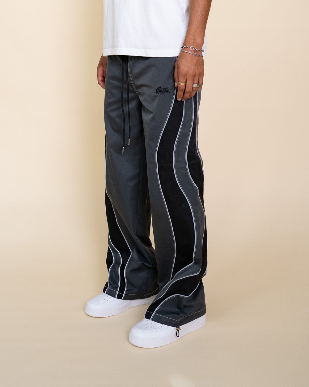 Eptm - Montaña pants Grey