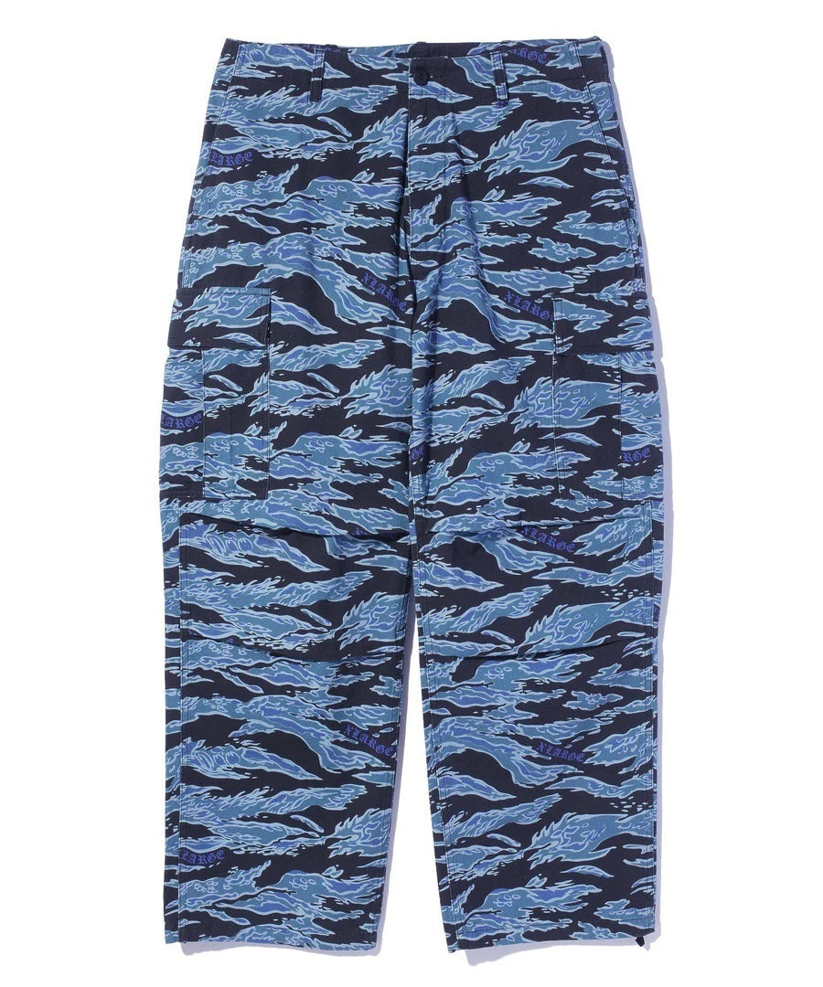 XLARGE - Tiger camo cargo pants blue