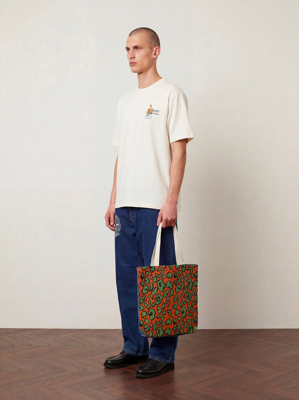 Pas De Mer - Caterpillar Jacquard Tote Bag
Multicolor