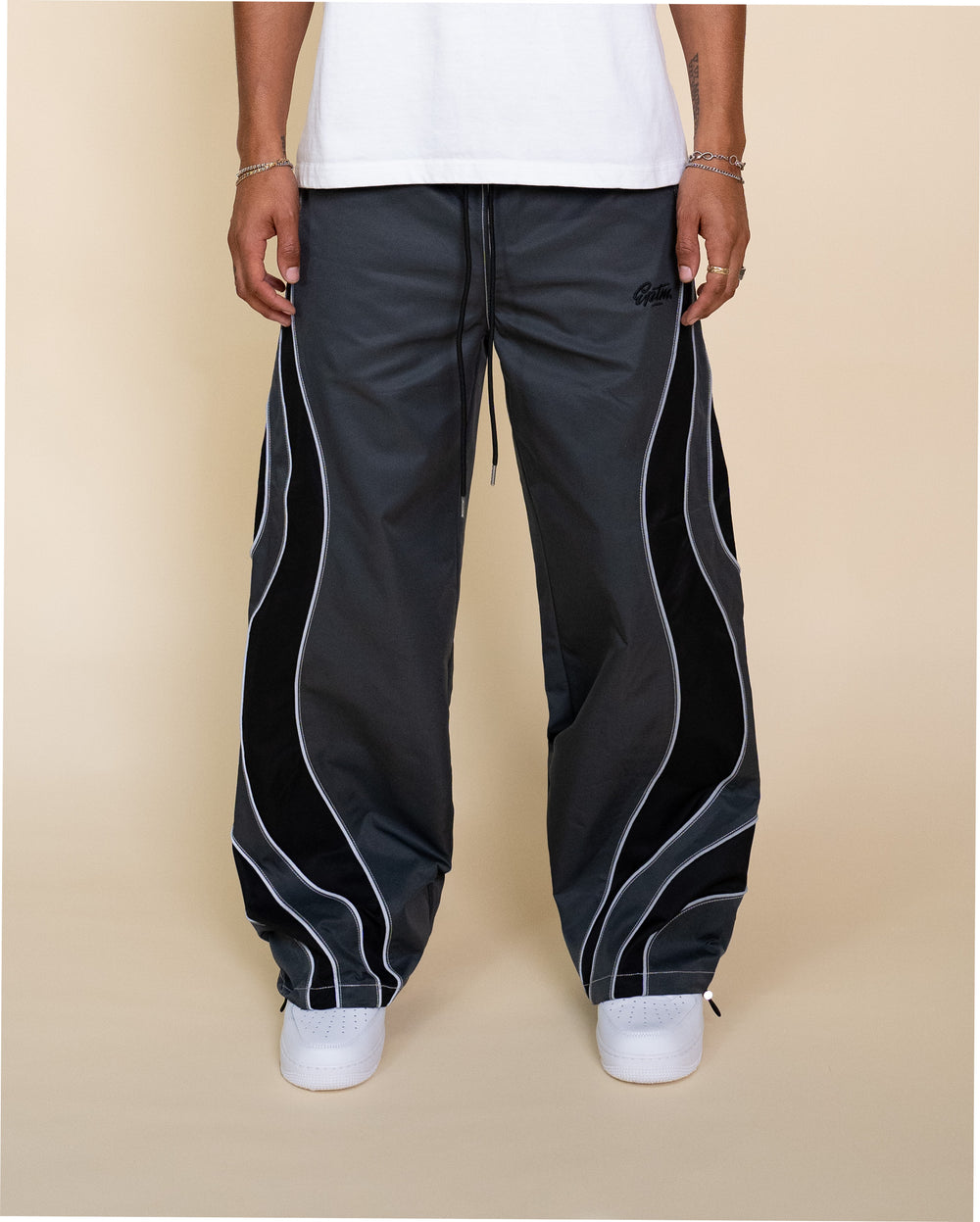 Eptm - Montaña pants Grey
