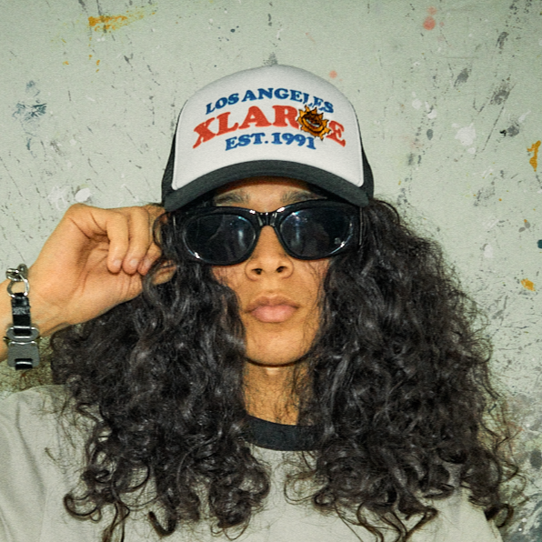 XLARGE ; xL burning mesh cap black