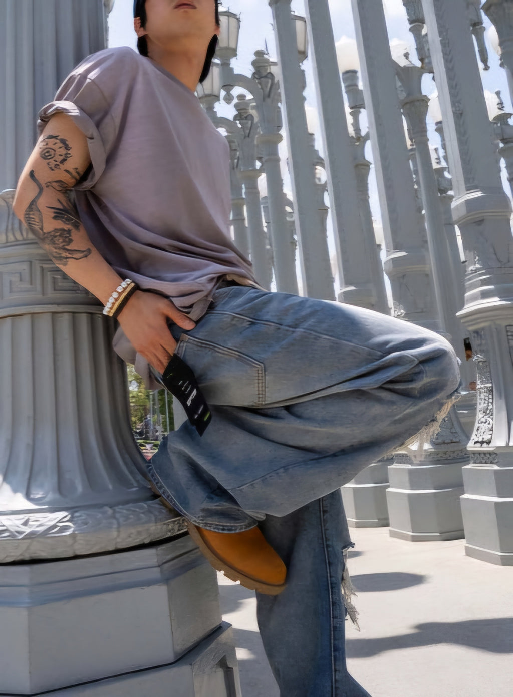Eptm - Baggy distressed denim blue jeans