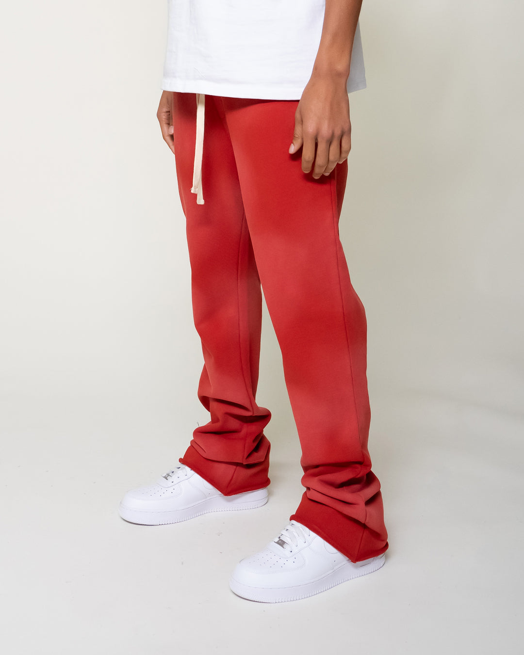 Eptm ; Sun faded sweatpants, red