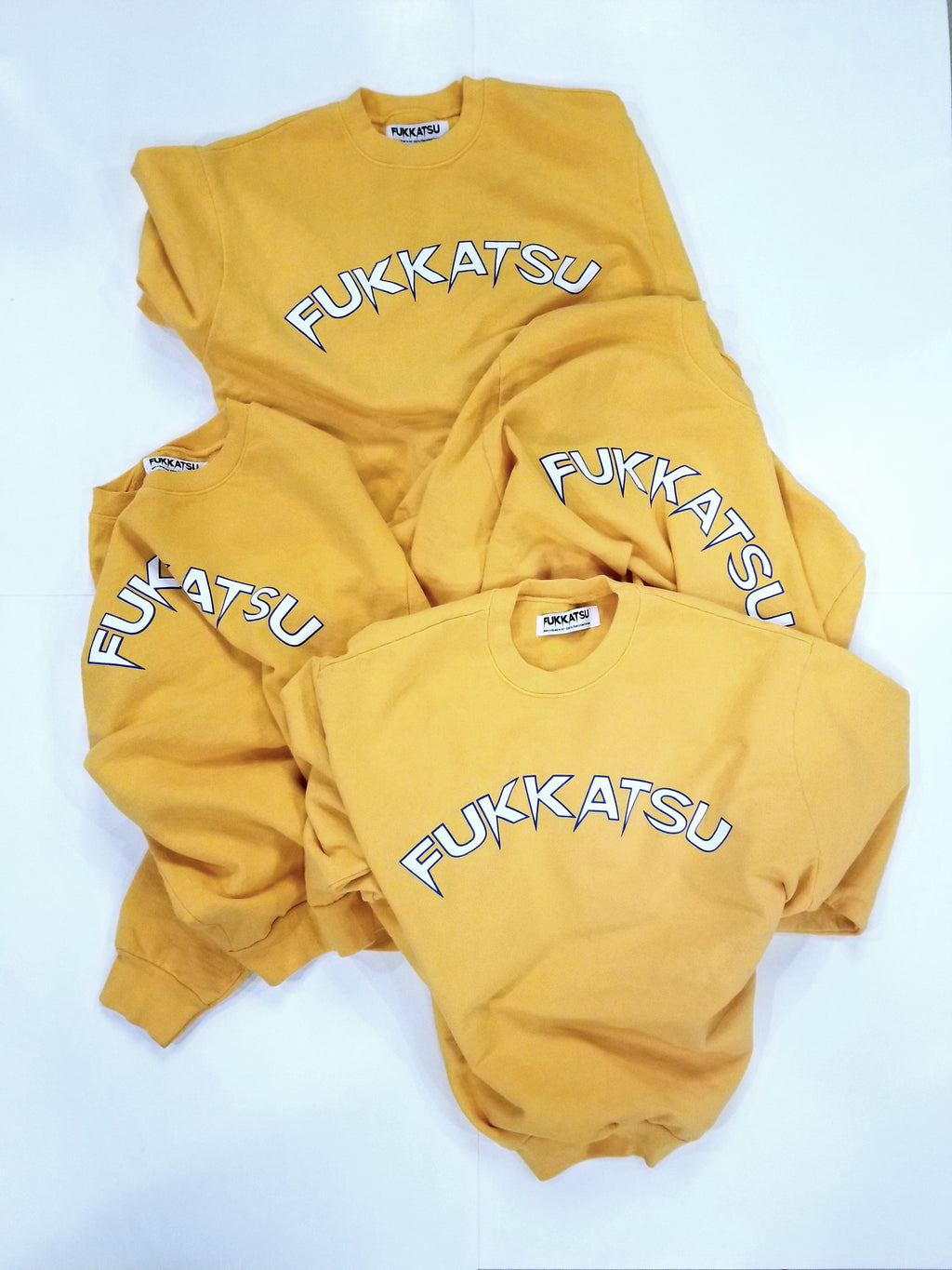 Fukkatsu ; The wilkins crewneck, marigold