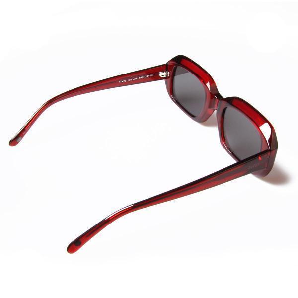 Glvss ; The Crush , red/ smoke