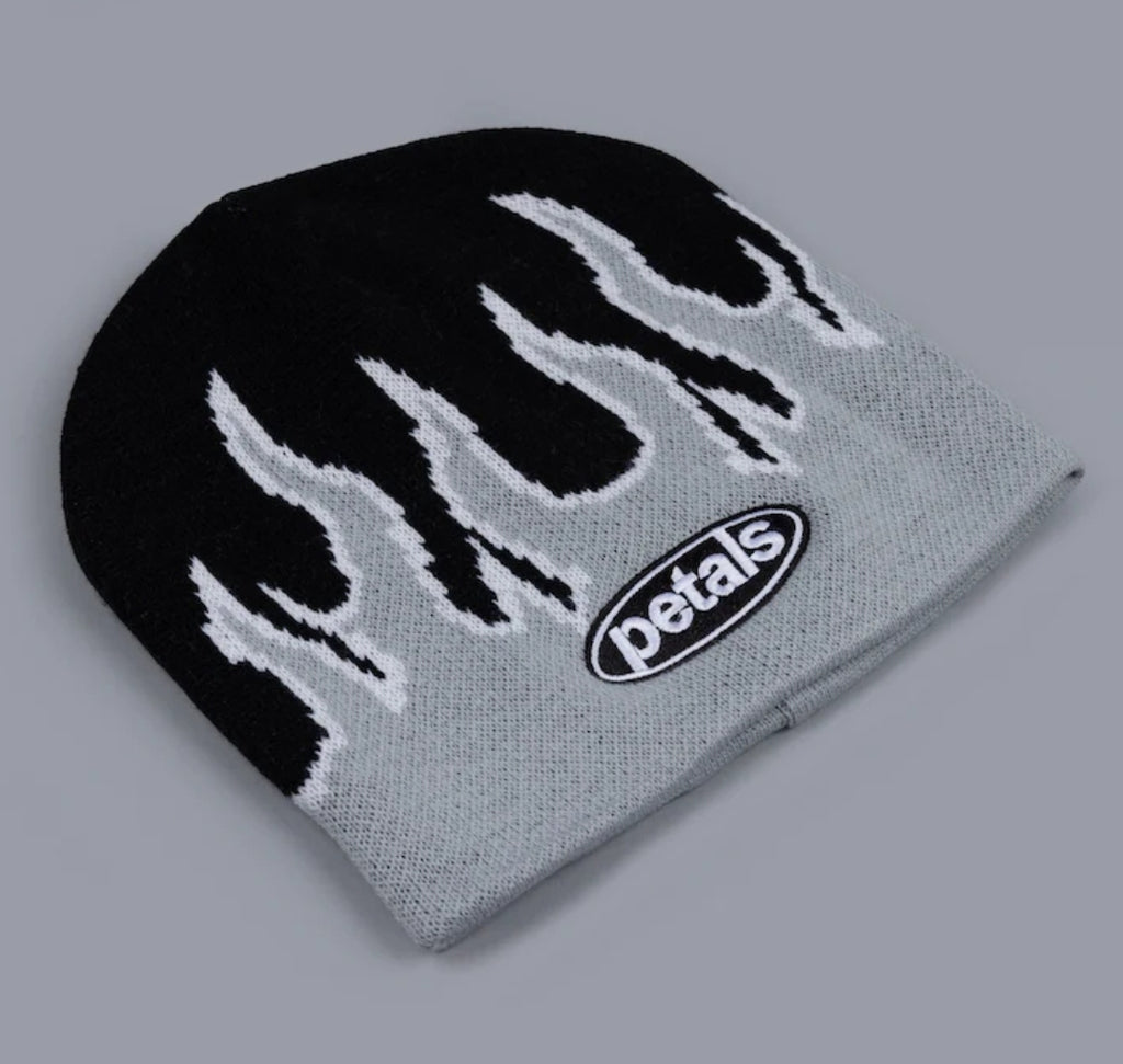 Petals and Peacocks ; Flames beanie , blk/grey