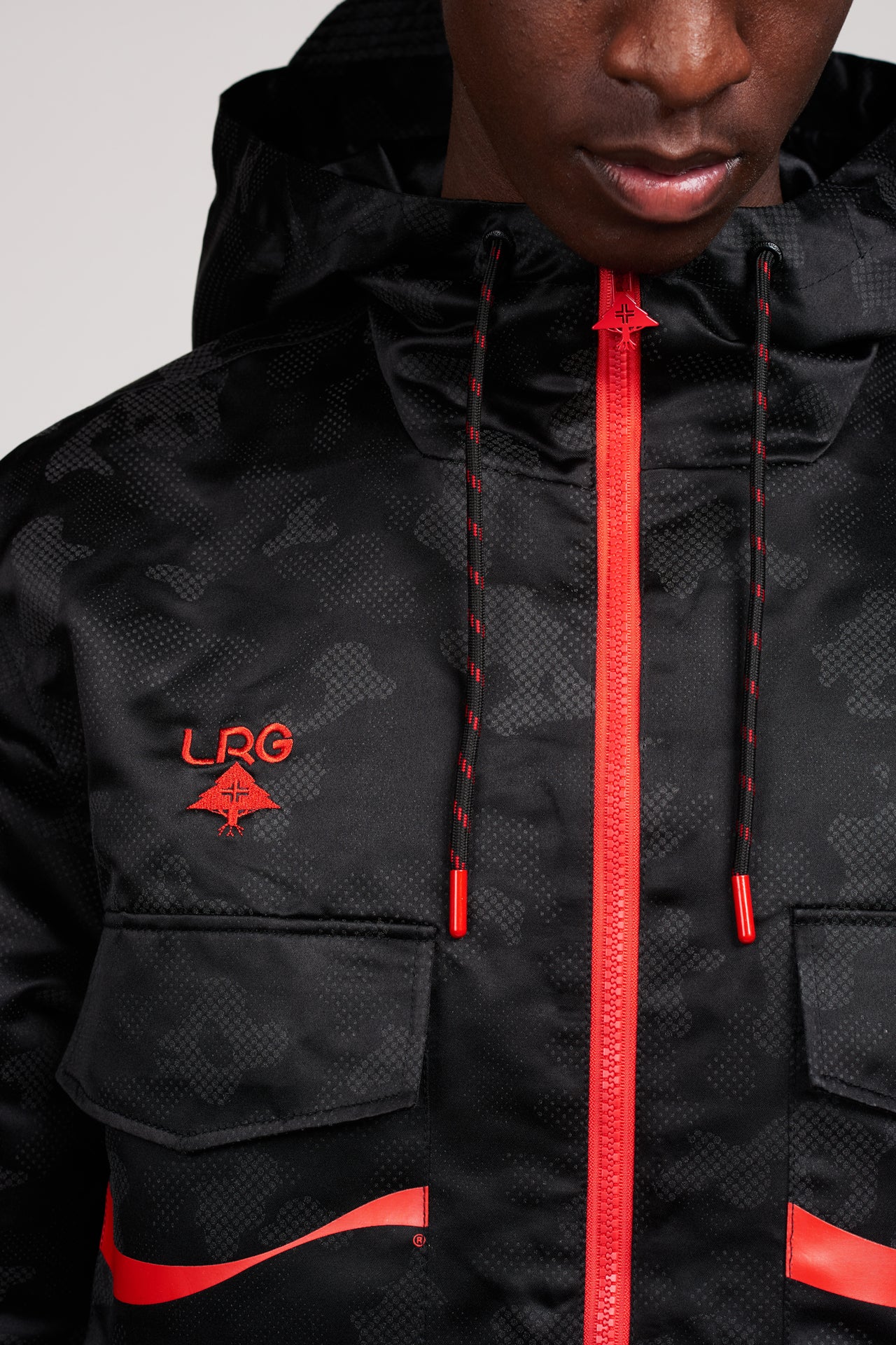 Lrg ; Coca-cola panda windbreaker jacket